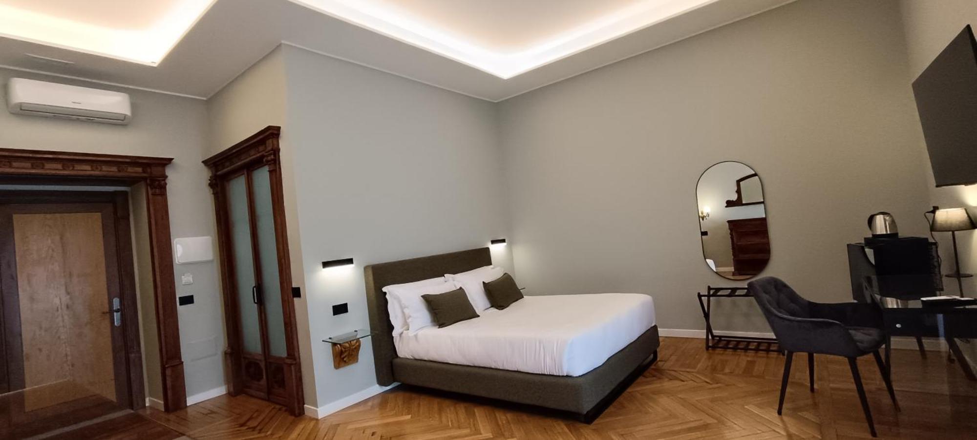 Deluxe Spaccanapoli Luaran gambar